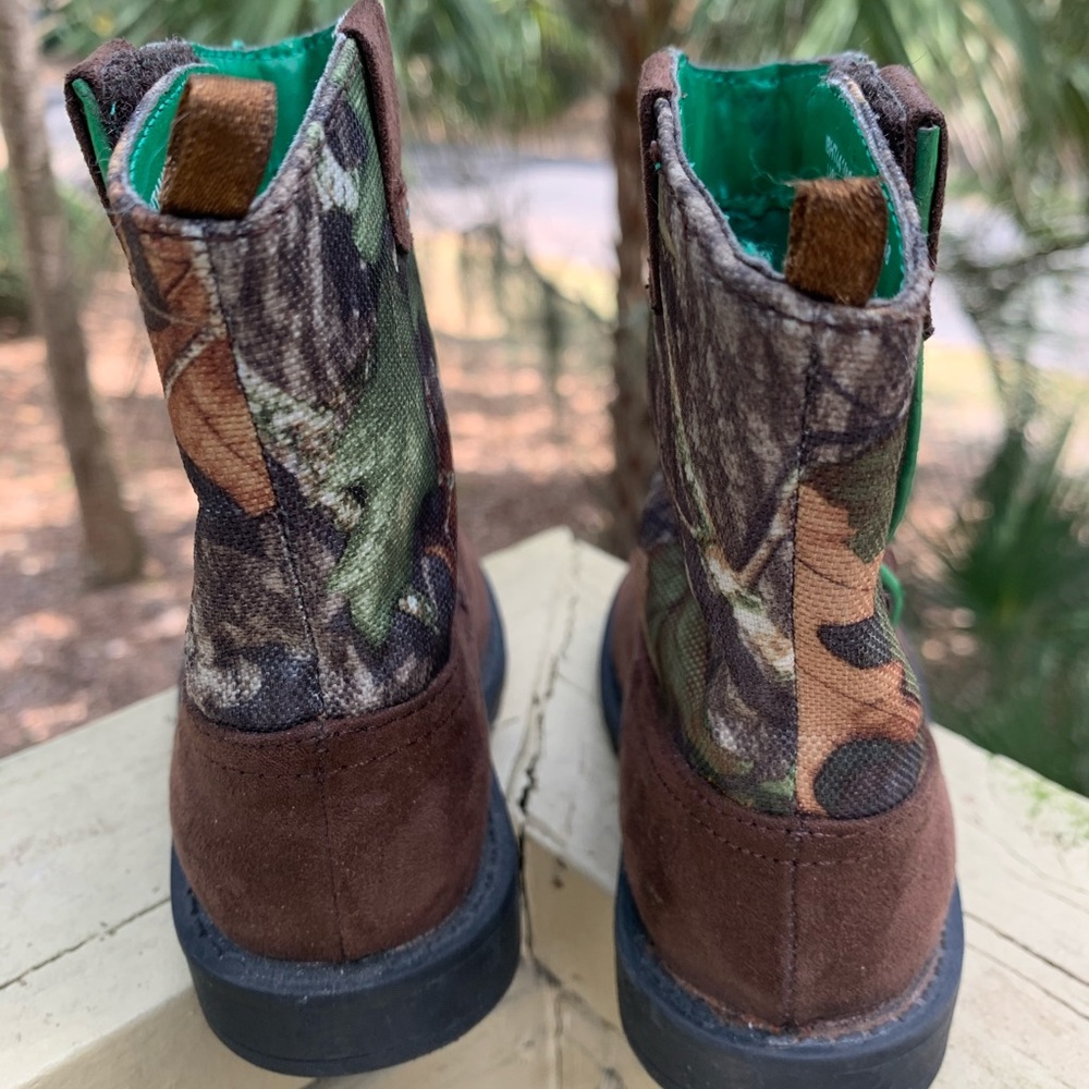 ⭐️⭐️Healthtex Camo Boots SZ 5 Velcro ⭐️⭐️ - Picture 3 of 14